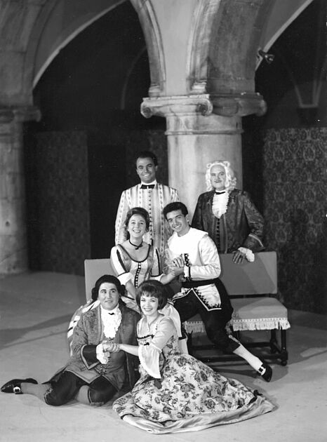 Ensemble von LIEBE UND ZUFALL - Albert Tisal, Bibiana Zeller, Gerhard Balluch, Heide Grübl, Eugen Stark, Josef Gmeinder