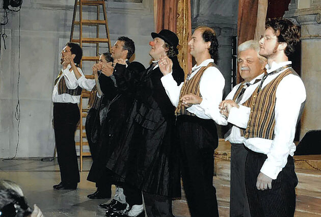 Schlussapplaus WENN ICH EINMAL DER HERRGOTT WÄRE