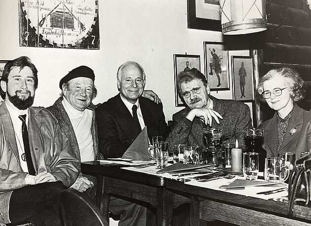 "Mit alten Freunden: Oskar Bottoli und Familie"