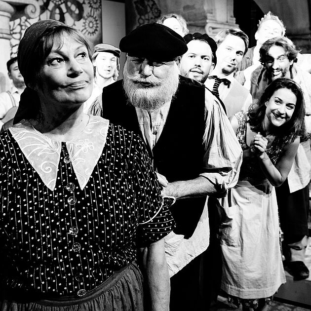 KRAWALL IN CHIOGGIA - Ensemble