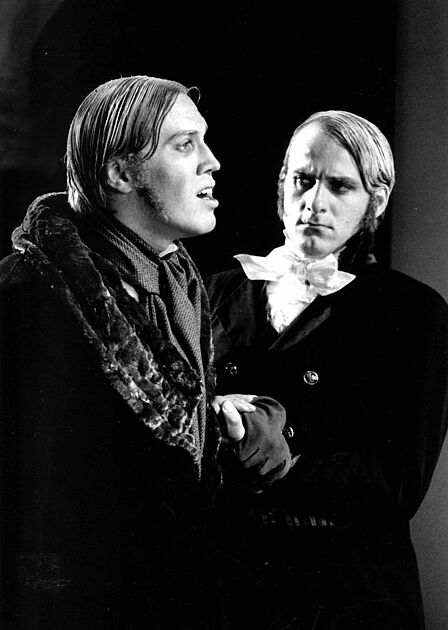 DER VERSCHWENDER - Nicholas Ofczarek und Clemens Matzka